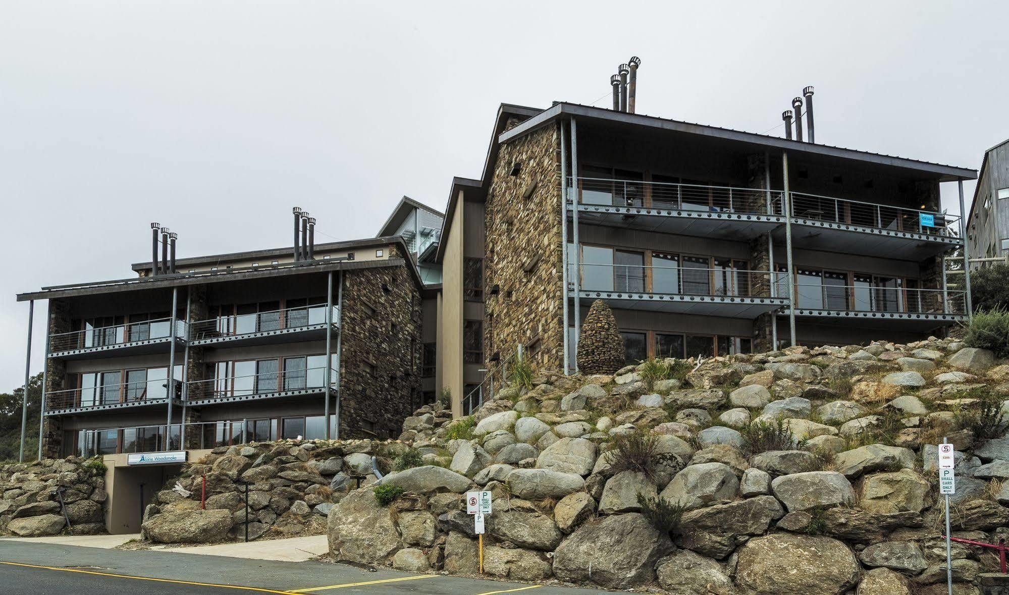 Alpine Woodsmoke Apartments Falls Creek Εξωτερικό φωτογραφία